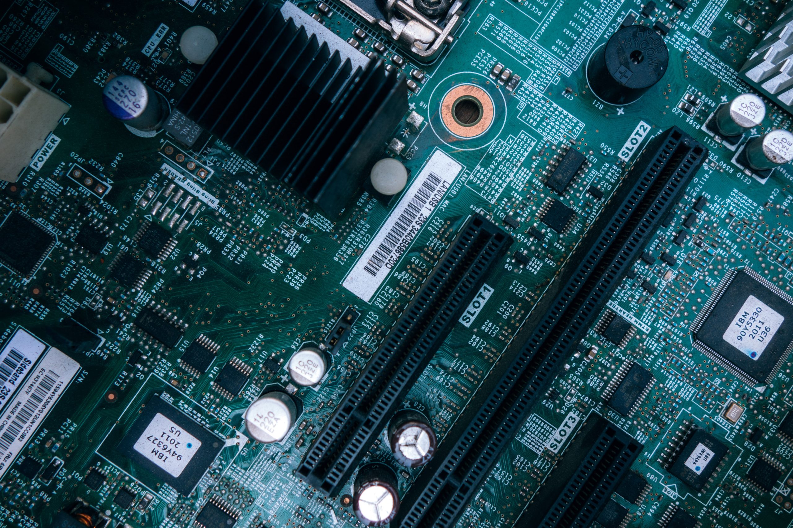 igor-ovsyannykov-530798-unsplash electromagnetic properties measurement services